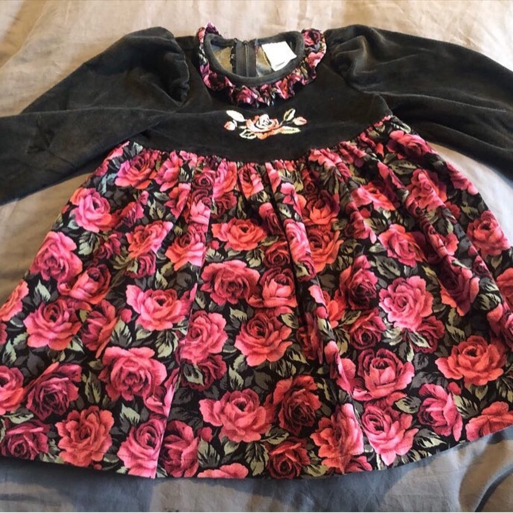 Vintage girls dress. Size 4t
